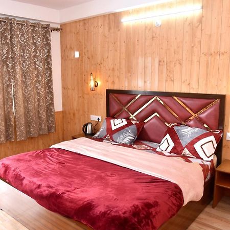 Samriti Apartments Shimla Zewnętrze zdjęcie