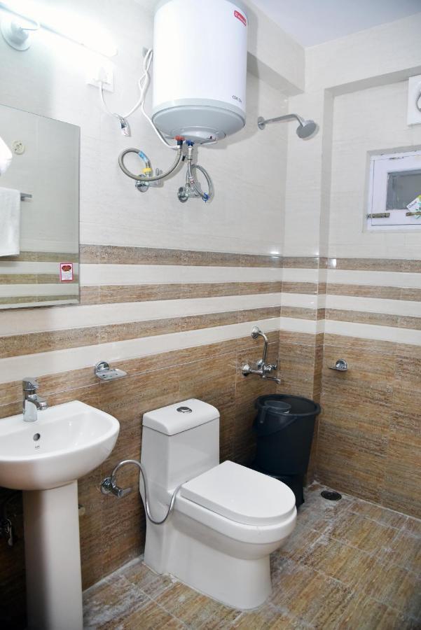 Samriti Apartments Shimla Zewnętrze zdjęcie